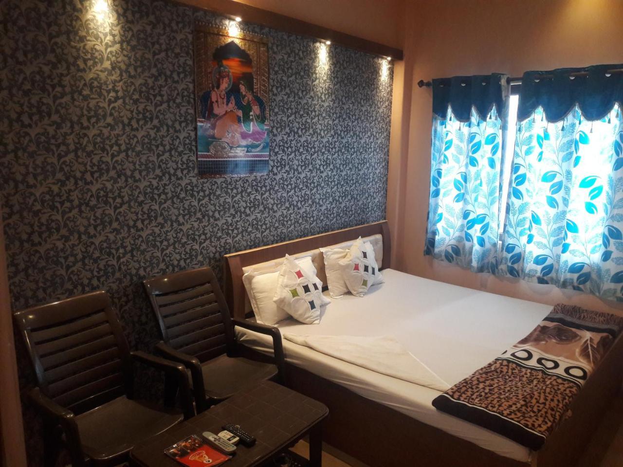 Buddha Guest House พาราณสี ภายนอก รูปภาพ